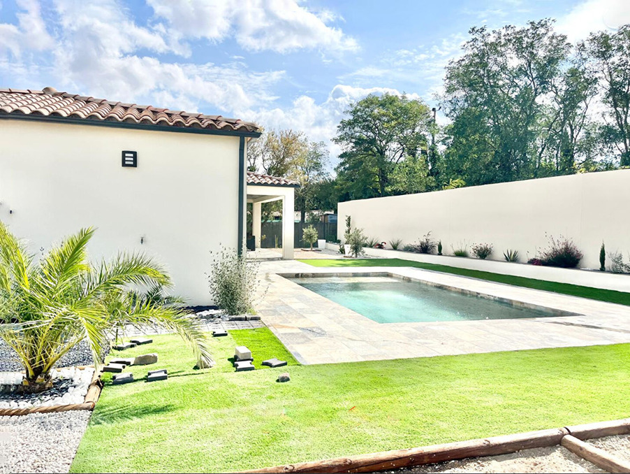 4 bedrooms Villa in Carcassonne, France No. 293586
