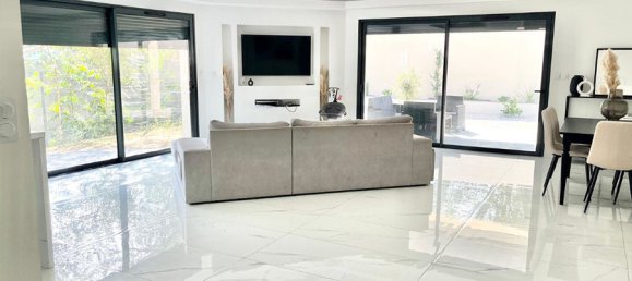 4 bedrooms Villa in Carcassonne, France No. 293586 9