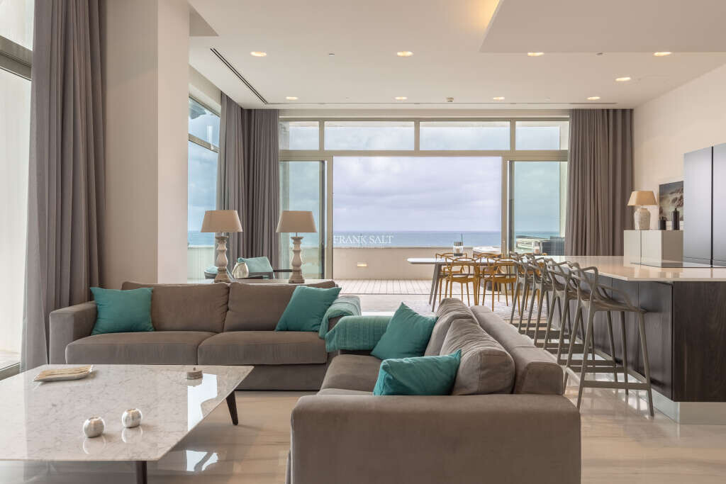 3 bedrooms Apartment in Sliema, Malta No. 427