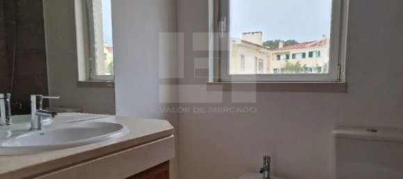 3 bedrooms Villa in Cascais, Portugal No. 191097 16