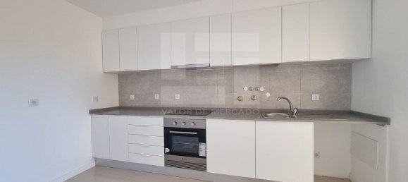 3 bedrooms Villa in Cascais, Portugal No. 191097 3