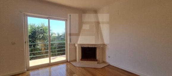3 bedrooms Villa in Cascais, Portugal No. 191097 22