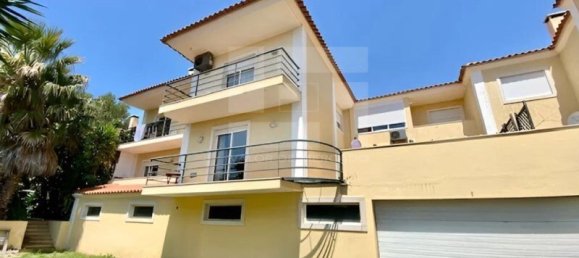 3 bedrooms Villa in Cascais, Portugal No. 191097 5