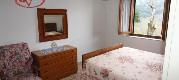 4 rooms Villa in Loro Ciuffenna, Italy No. 236454 7
