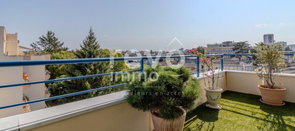 2 bedrooms Apartment in Bordeaux, France No. 334436 4