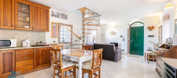 5 chambres Maison à Barbaresco, Italy No. 317243 12