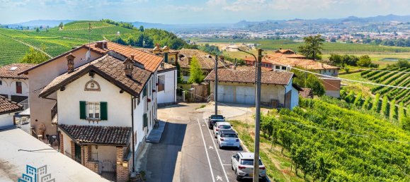 5 chambres Maison à Barbaresco, Italy No. 317243 2