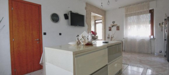 4 rooms House in Casale Monferrato, Italy No. 112284 4
