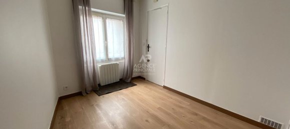 Квартира с 1 спальней в Понтуаз, Франция № 182054 4