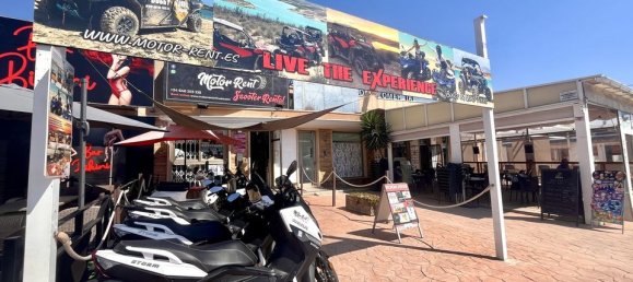 112m² Commercial property in Cabo Roig, Spain No. 184625 5