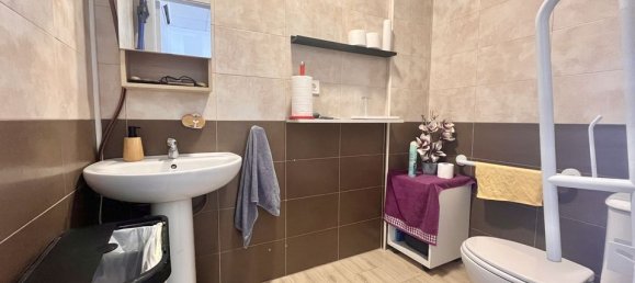 112m² Commercial property in Cabo Roig, Spain No. 184625 9