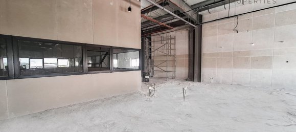 2034.6m² Commercial property in Al Khawaneej, UAE No. 41622 5
