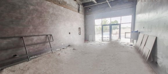 2034.6m² Commercial property in Al Khawaneej, UAE No. 41622 11