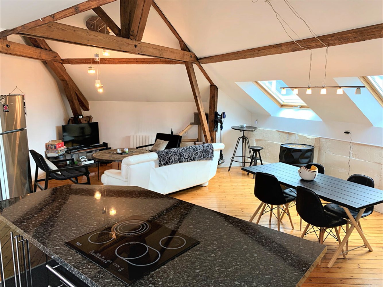 2 bedrooms Duplex in Reims, France No. 214646