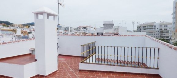 6 bedrooms Townhouse in Marbella, Spain No. 146948 6