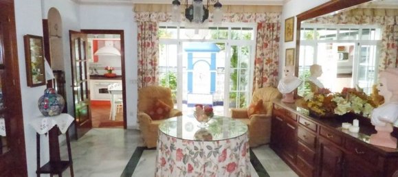 6 bedrooms Townhouse in Marbella, Spain No. 146948 5