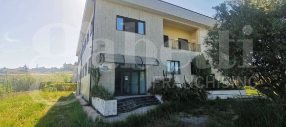 5 rooms Building in Catanzaro, Italy No. 53028 37