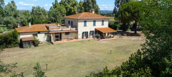 4 bedrooms House in Orbetello, Italy No. 294700 8