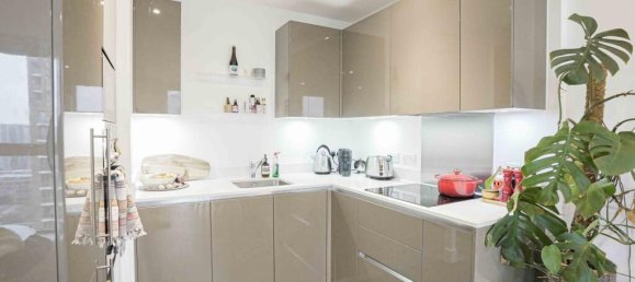 2 Schlafzimmer Wohnung in Woolwich, United Kingdom, Nr. 10965 8