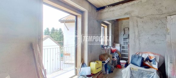 2 rooms Duplex in Cabiate, Italy No. 277453 11