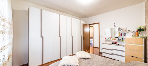 6-salle Maison à Verduno, Italy No. 86669 17