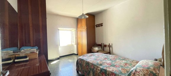 2 bedrooms House in Genoa, Italy No. 288867 10