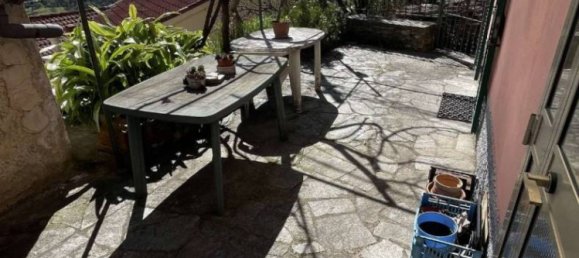 2 bedrooms House in Genoa, Italy No. 288867 4