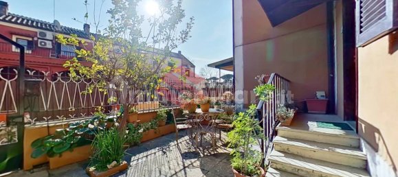 Casa de 2 dormitorios en Rome, Italy No. 375266 2