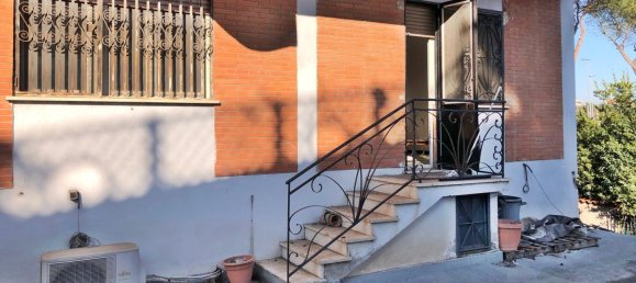 4 rooms Apartment in Rome, Italy No. 45559 17