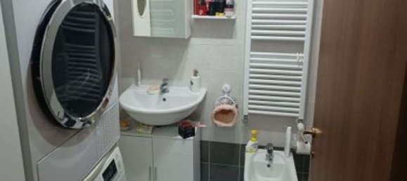 3 rooms Apartment in Legnano, Italy No. 330331 10