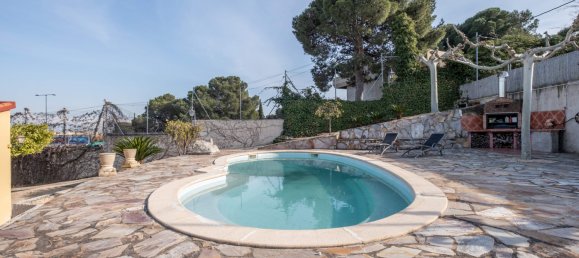 5 bedrooms Villa in Zaragoza, Spain No. 65959 3