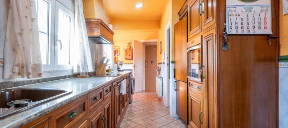 5 bedrooms Villa in Zaragoza, Spain No. 65959 24