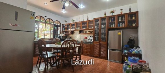 4 bedrooms Villa in Pattaya, Thailand No. 13723 7