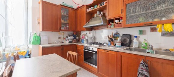 3 bedrooms Apartment in Rome, Italy No. 335472 8