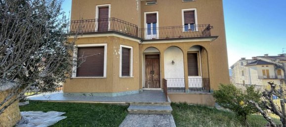 4 rooms Apartment in Bardi, Italy No. 37642 2