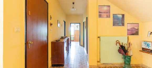 Квартира с 4 комнатами в Урбе, Италия № 305484 9