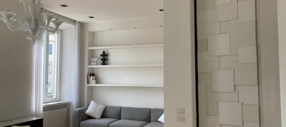 3 bedrooms Apartment in Florence, Italy No. 210979 2