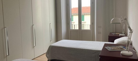 3 bedrooms Apartment in Florence, Italy No. 210979 10