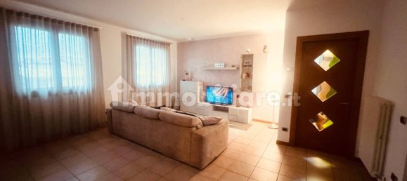 Квартира с 3 спальнями в Лория, Италия № 375964 2