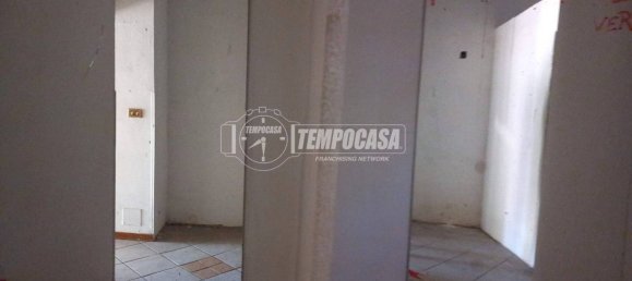1-Zimmer Gewerbliche Immobilie in Qualiano, Italy, Nr. 308475 13