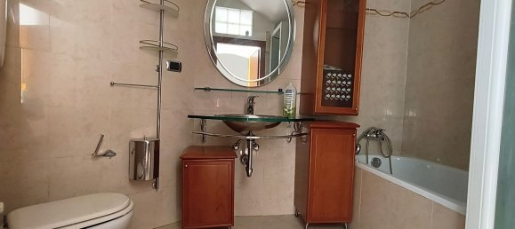 3 rooms Apartment in Genoa, Italy No. 27859 6