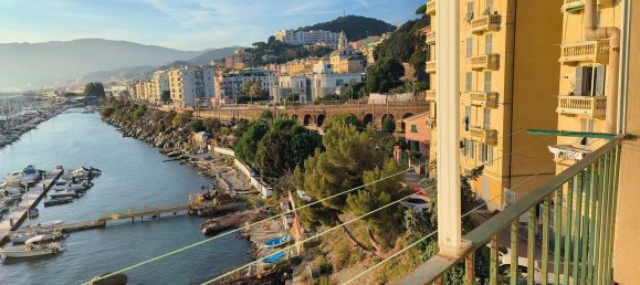 3 rooms Apartment in Genoa, Italy No. 27859 27
