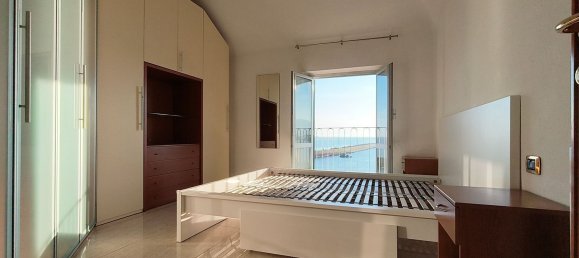 3 rooms Apartment in Genoa, Italy No. 27859 49