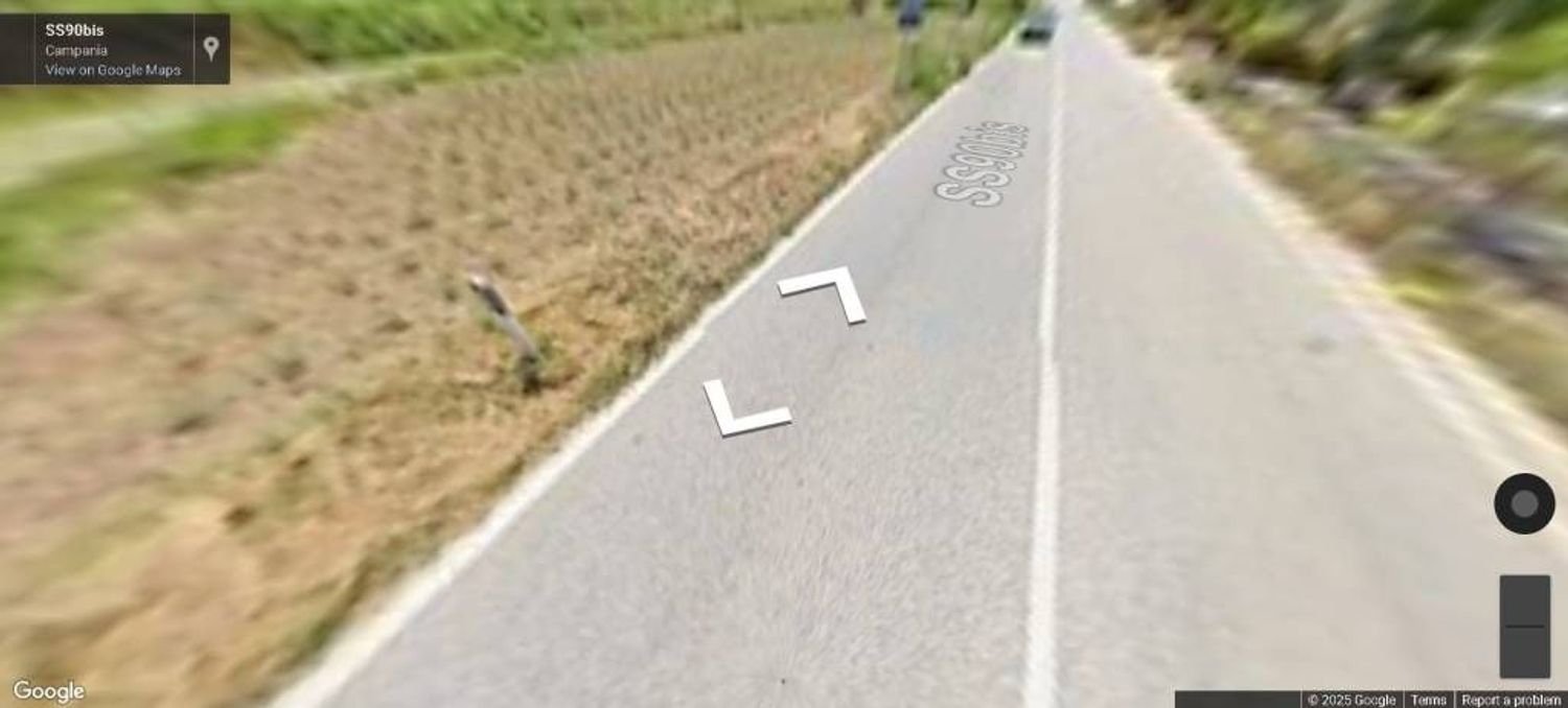 23220m² Land in Paduli, Italy No. 288084