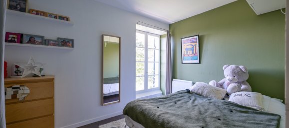 3 bedrooms House in Artigues-pres-Bordeaux, France No. 102107 6