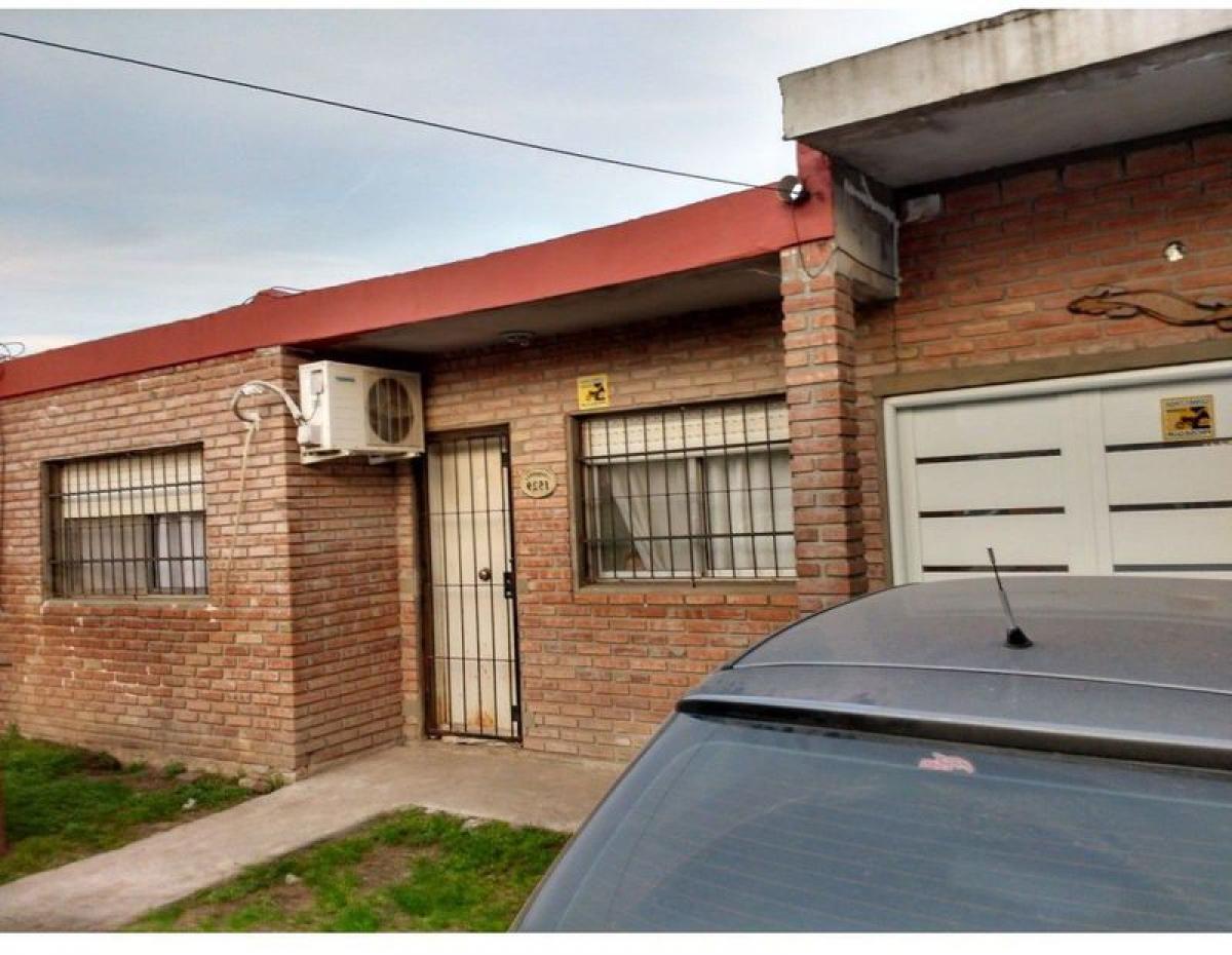 2 bedrooms House in Santa Fe, Argentina No. 18064