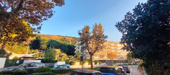 1-Zimmer Gewerbliche Immobilie in Gaeta, Italy, Nr. 227726 2