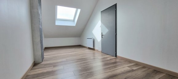 4 bedrooms Villa in Nantes, France No. 100628 8