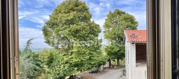 3 bedrooms House in Farigliano, Italy No. 179366 2