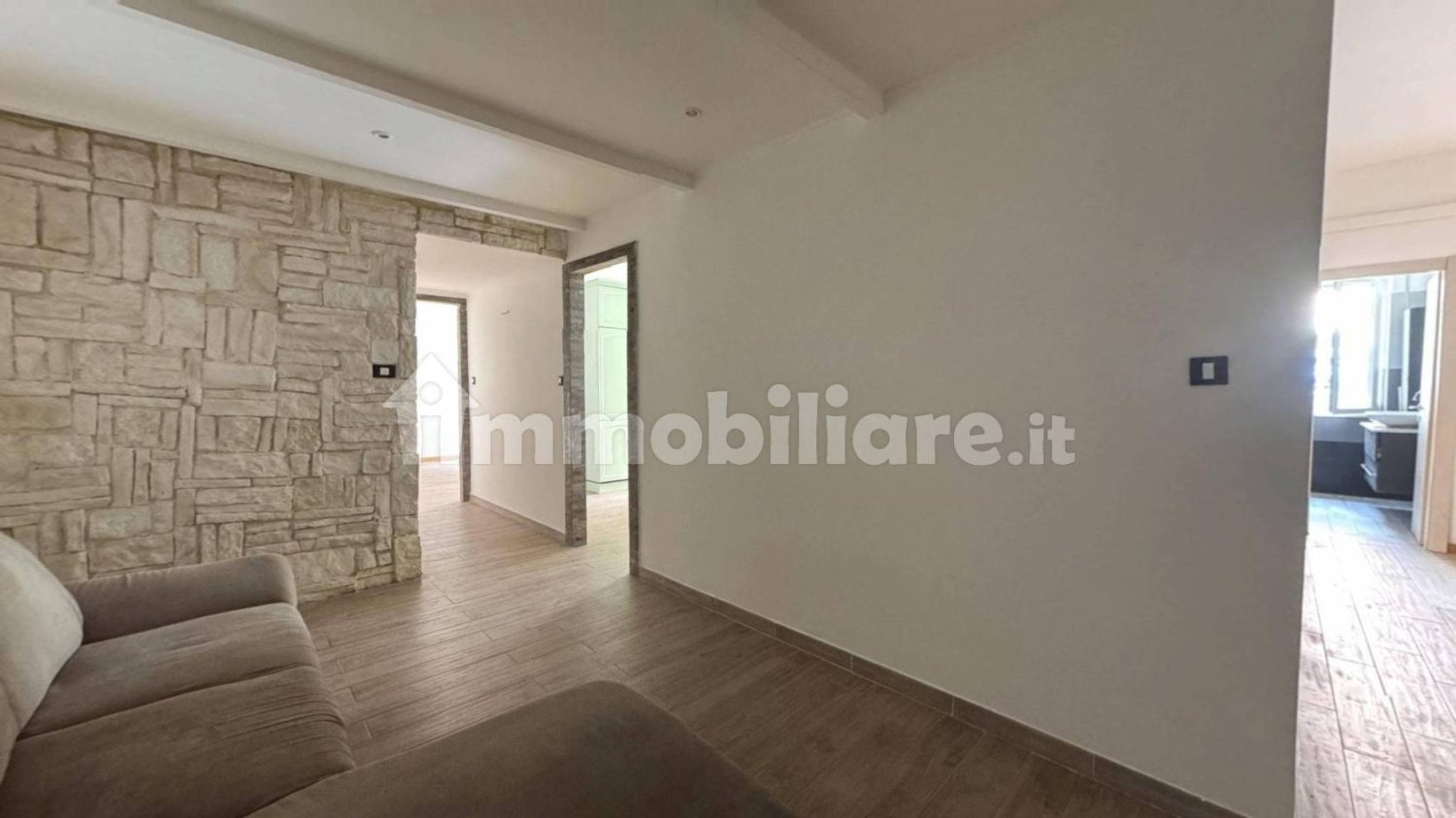 3 bedrooms Apartment in Genoa, Italy No. 401640